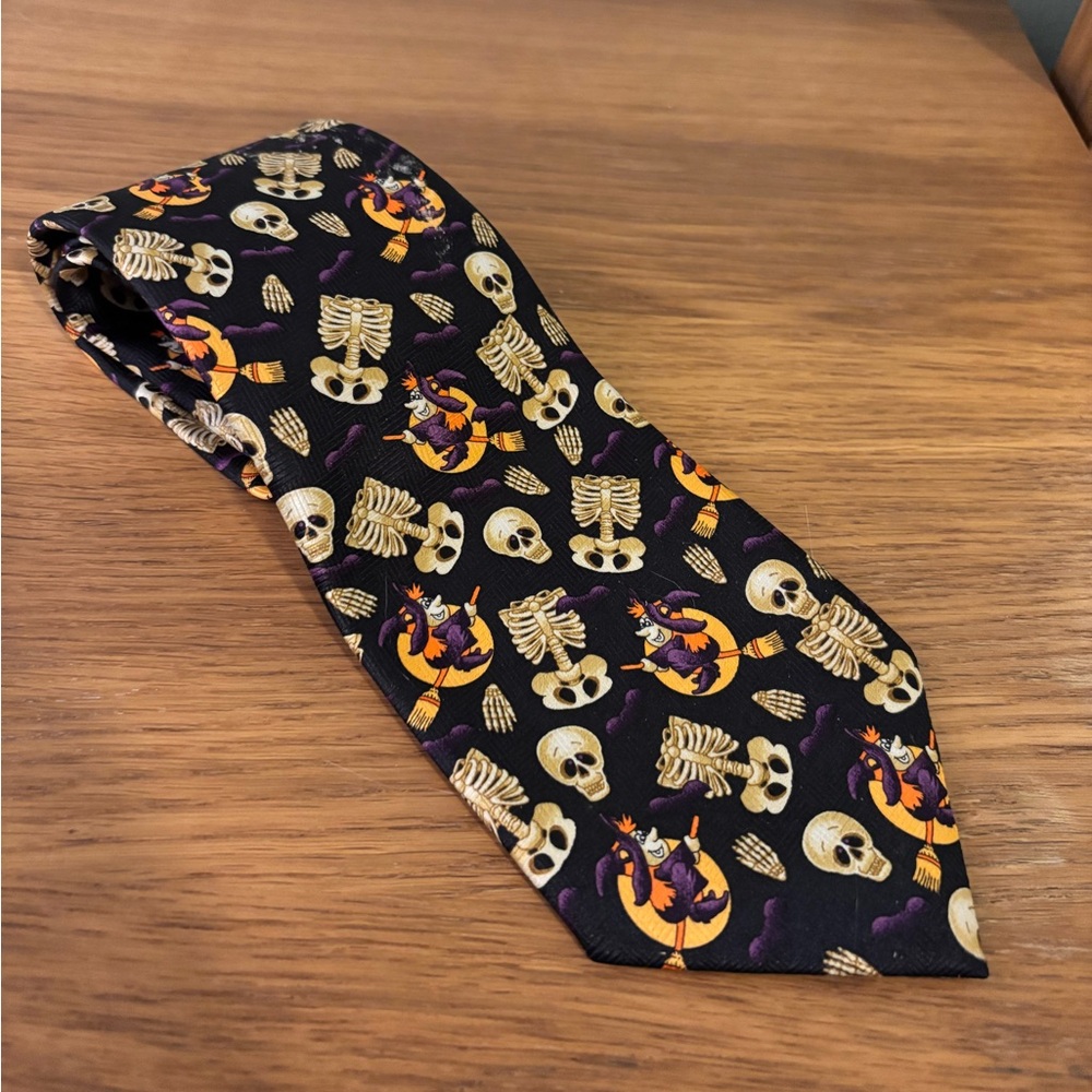 Halloween Novelty Black Tie Halloween Themed 100% Polyester Vintage Necktie